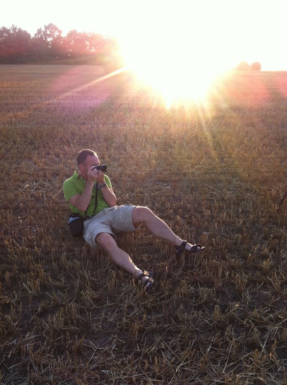 Behind the scenes shot of Thomas Holm Photographer
